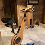 Hahnenkamm Luxury Ski-in Ski-out With Spa, Parking & Fireplace 公寓 基茨比厄尔