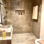 شقة Hahnenkamm Luxury Ski-in Ski-out With Spa, Parking & Fireplace *