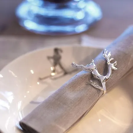 Hahnenkamm Ski-in Ski-out Direkt An Der Hahnenkammbahn 아파트