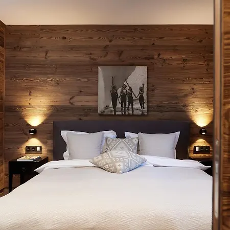 Apartment Hahnenkamm Deluxe Wellnes&ski-in/ski-out Kitzbühel