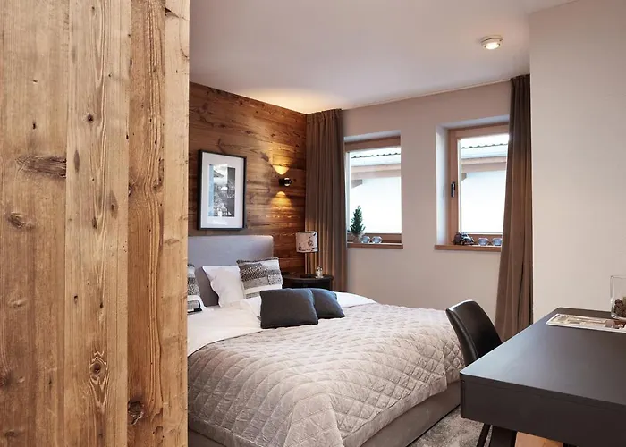 Apartmán Hahnenkamm Suite Central Luxury Ski-In Ski-Out With Spa, Parking & Fireplace