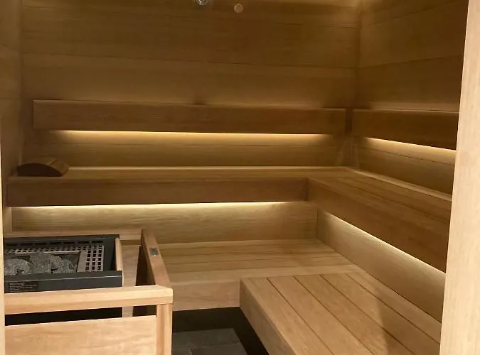 Apartmán Hahnenkamm Suite Central Luxury Ski-In Ski-Out With Spa, Parking & Fireplace Kitzbühel