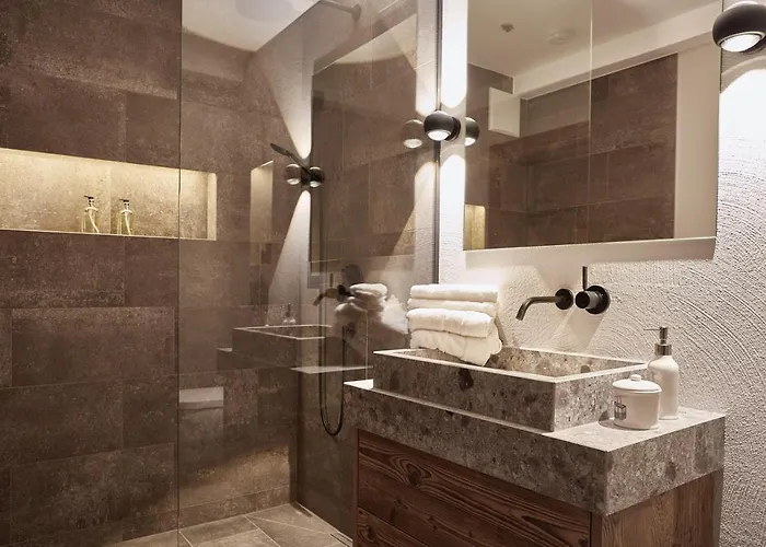 Apartment Hahnenkamm Ski-in Ski-out Direkt An Der Hahnenkammbahn *