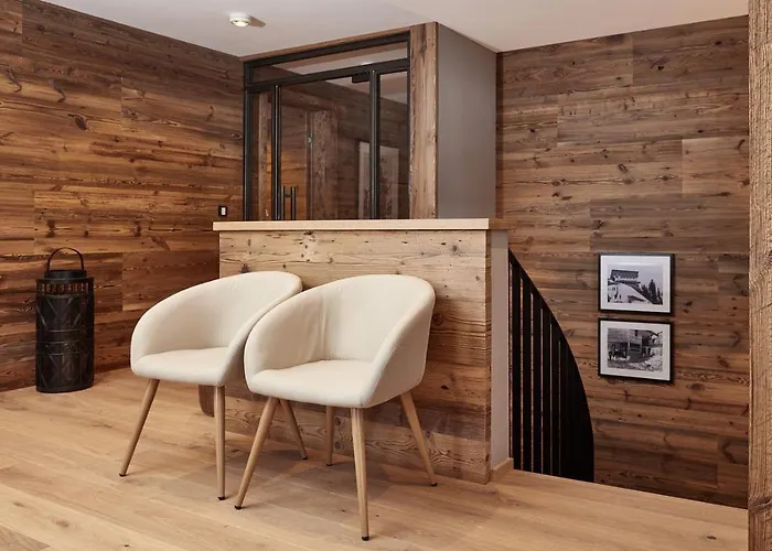 Hahnenkamm Suite Central Luxury Ski-In Ski-Out With Spa, Parking & Fireplace * Kitzbühel