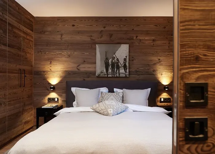 Apartment Hahnenkamm Ski-in Ski-out Direkt An Der Hahnenkammbahn Kitzbühel