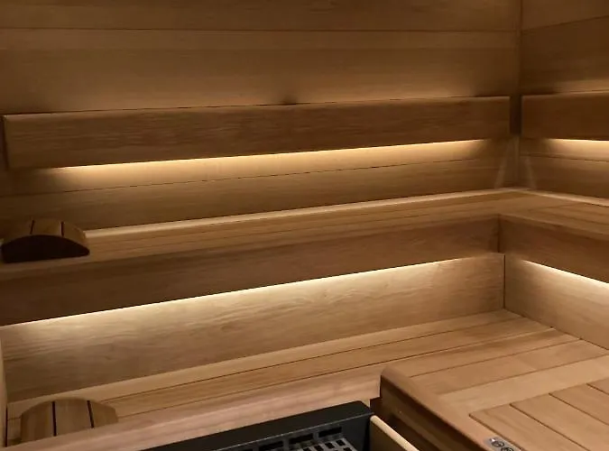 Apartmán Hahnenkamm Suite Central Luxury Ski-In Ski-Out With Spa, Parking & Fireplace