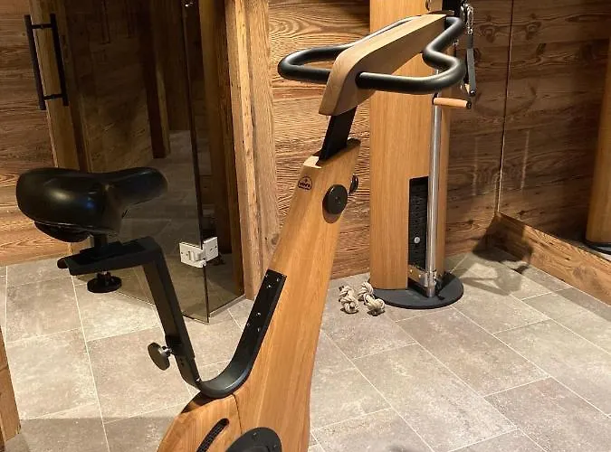 Hahnenkamm Ski-in Ski-out Direkt An Der Hahnenkammbahn Apartment Kitzbühel